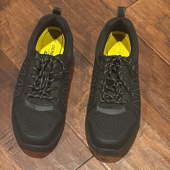 Size 10 Steel Toe Black Women’s Work Force Shoes - Picture 8 of 8